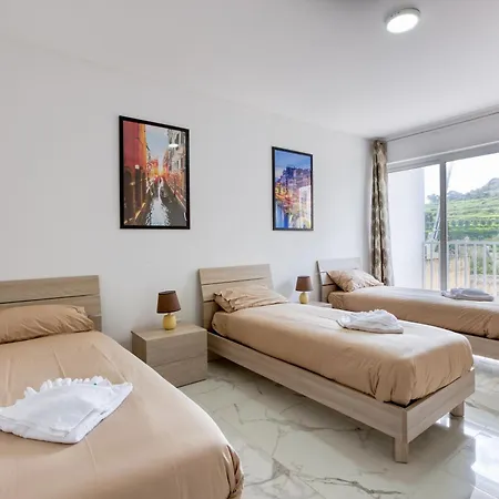Designer With Stunning Sea Views In St Pauls By 360 Estates Apartament *