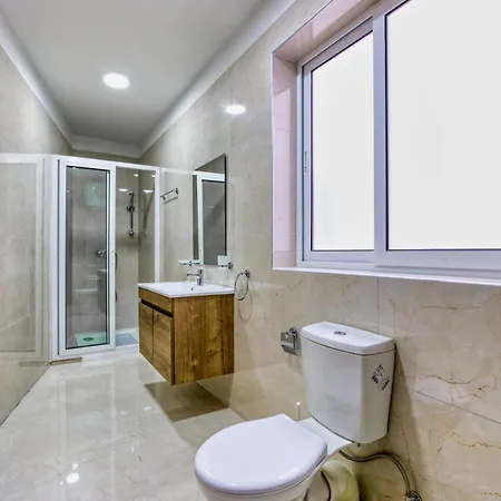 Designer With Stunning Sea Views In St Pauls By 360 Estates דירה סיינט פול ביי