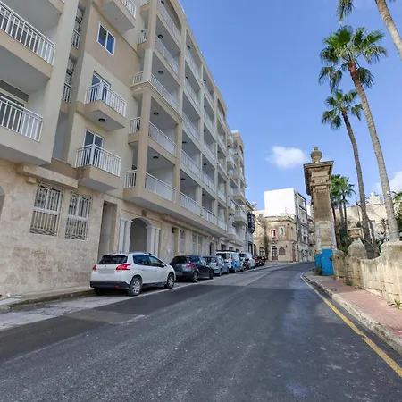Designer With Stunning Sea Views In St Pauls By 360 Estates * סיינט פול ביי